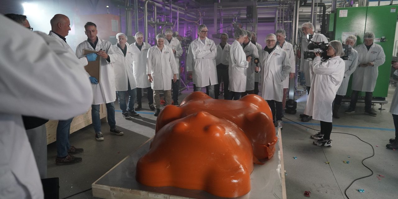 Tanis sets world record for largest gummy bear casting